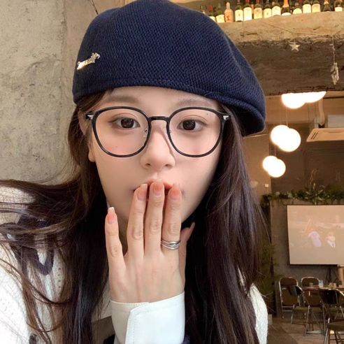 상품 이미지: Rakumin 여성 가벼운 블루라이트 차단 패션 안경 안경테