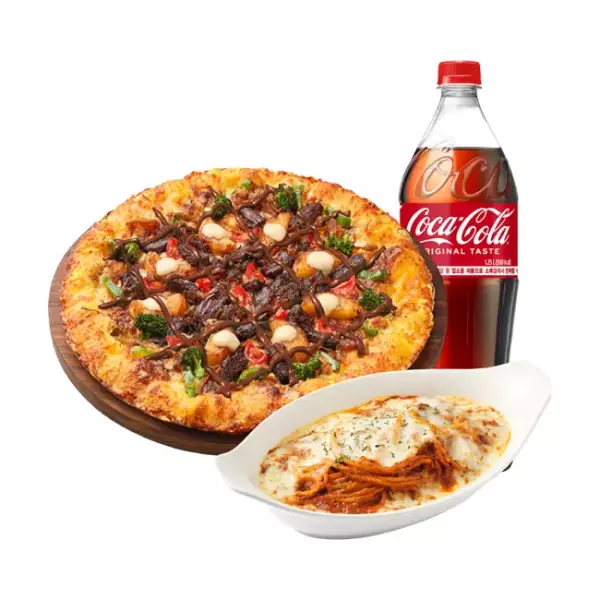 상품 이미지: 피자헛 블랙 BBQ 스테이크 뇨끼 체다골드 엣지 L+리치치즈파스타+콜라 1.25L