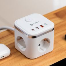 상품 이미지: 오지렌 고속충전 고용량 큐브 멀티탭 1.8m, 1개, 화이트(PD20W)