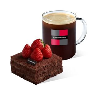 상품 이미지: (투썸플레이스) 떠먹는 스트로베리 초콜릿 생크림 + 아메리카노 R