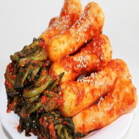 상품 이미지: 총각김치 알타리김치 무김치 3kg (+알배추 300g 추가 증정) 국산 고춧가루 농수산물 100% (HACCP 인증)