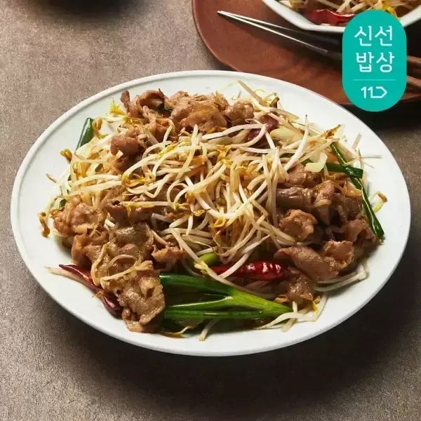 상품 이미지: 쿡솜씨 우삼겹숙주볶음 밀키트 2인분