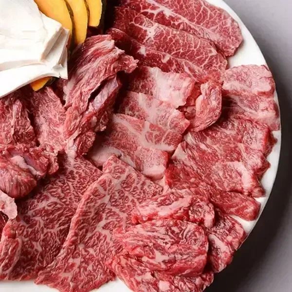 상품 이미지: 1++투뿔한우 구이모듬한판 600g