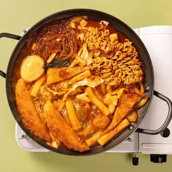 상품 이미지: 쿡솜씨 추억의 즉석떡볶이  2인분 밀키트(야끼만두,라면사리 포함)