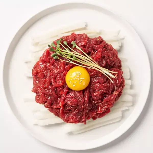 상품 이미지: [대한민국농수산] 국내산 한우 육회 400g(200gx2) +소스증정