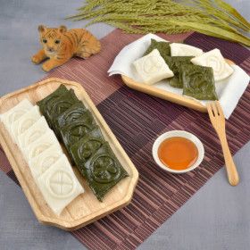 상품 이미지: 우리쌀로 만든 쫄깃담백한 옛날절편(쌀+쑥) 총 2kg  + 쌀조청 2개 증정