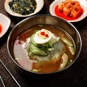 상품 이미지: 함흥냉면 2개 / 참설악 동치미 20봉 / 냉면무 2개