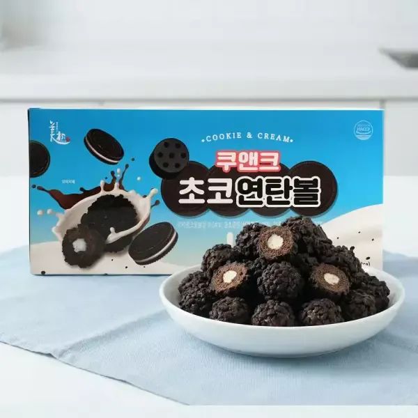 상품 이미지: [신제품] 쿠앤크 초코 연탄볼 30입 x 2개 / 21가지 국내산 곡물 크리스피 롤 크런치 초코볼 과자 간식 대용량과자 로쉐 초코과자 쿠키 크림