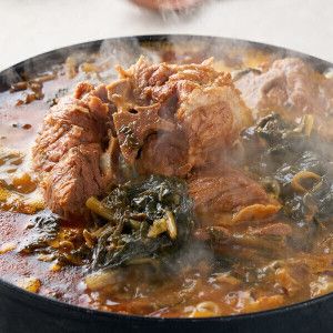 상품 이미지: 농가살리기 푸짐한 맛 배터지는 고기듬뿍 감자탕 5kg(8~10인분)