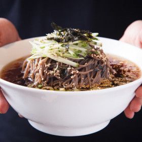 상품 이미지: (천만흥행딜) 칠갑농산 메밀국수 1.5kg(10인분) + 모밀소스 10봉 (총10인분)