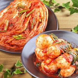 상품 이미지: 포기김치5Kg+총각2Kg 맛없다면 무료반품/배추김치/반찬/캠핑음식