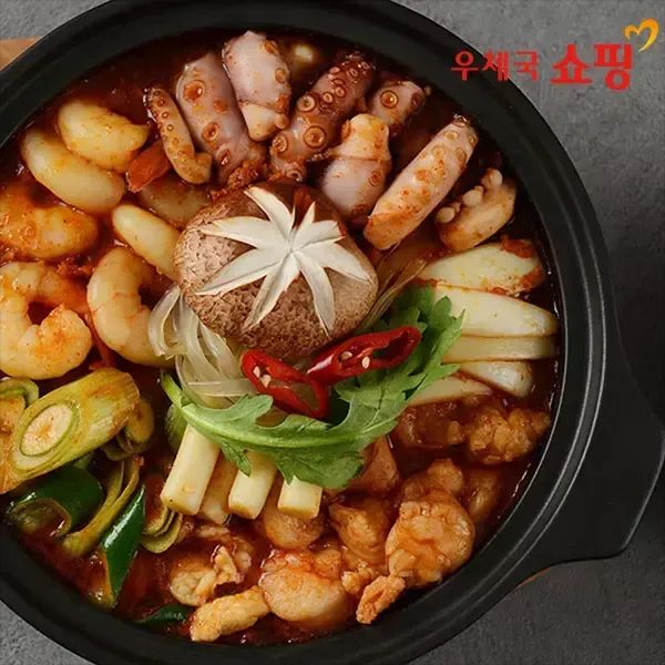 상품 이미지: [우체국쇼핑] 부산 명물의 그 맛! 당일도축 한우곱창 낙곱새 밀키트 2인분