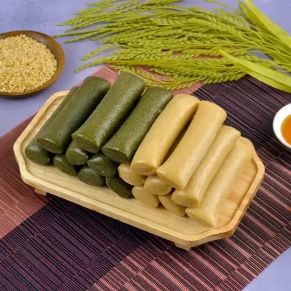 상품 이미지: 우리쌀 옛날 가래떡 복떡복떡세트 (순현미+현미쑥) 총 2kg