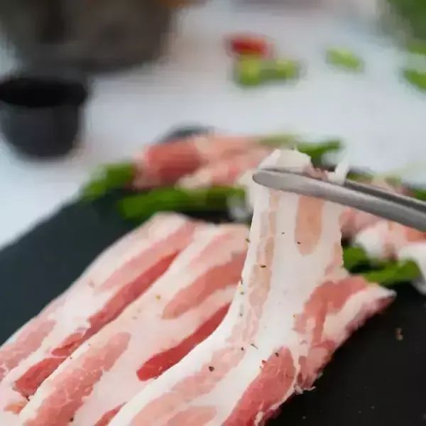 상품 이미지: [육육마켓] 한돈 대패 삼겹살 1.2kg 국내산 냉동