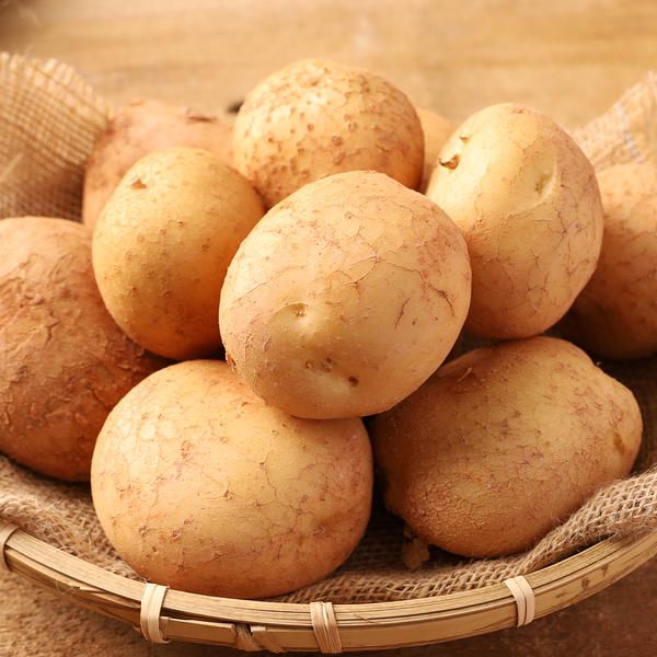 상품 이미지: 국내산 포슬포슬 담백한 햇감자 3kg(중)