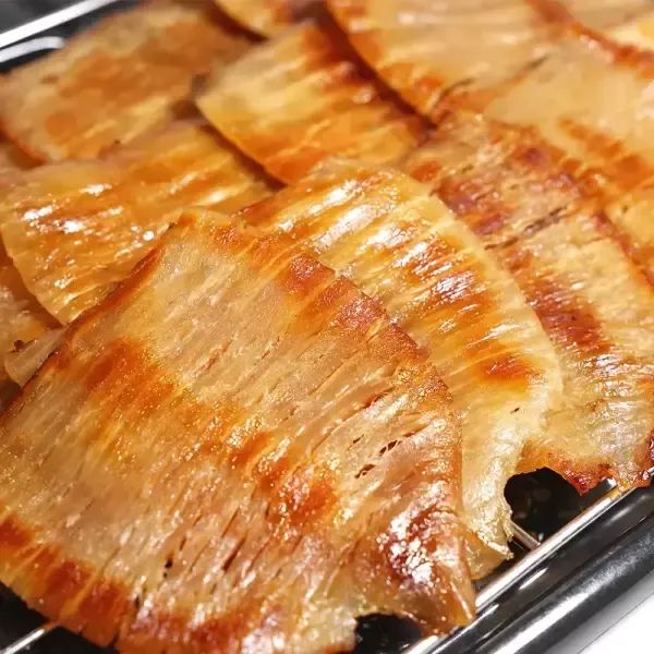 상품 이미지: [더주] 고소하고 달콤한 촉촉 콘버터 전기구이오징어 180g (6-9미)