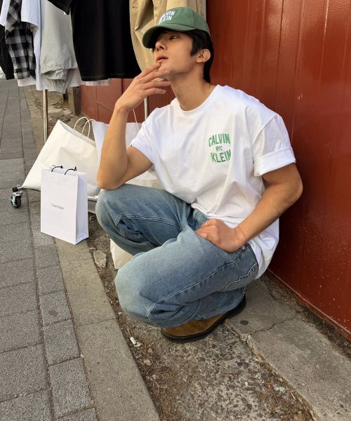 상품 이미지: 인더시티 오버핏 콘트라스트 스티치 그래픽 티 화이트 4RF296G YAF