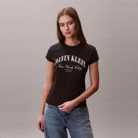 상품 이미지: (Calvin Klein Jeans)(신세계강남점)여성 그래픽 로고 베이비 티(47F815G)