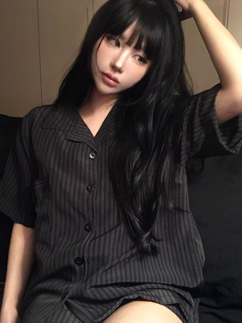 상품 이미지: [uni] 누아르 실크스킨 반팔 잠옷 세트