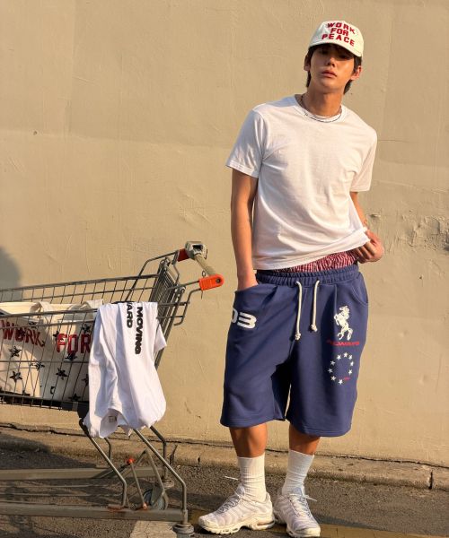 상품 이미지: Horse One Tuck Bermuda Pants Blue