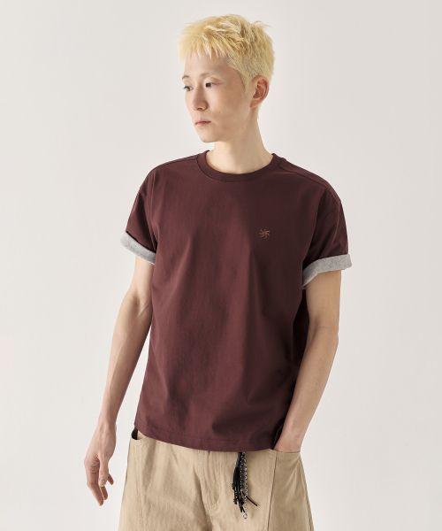 상품 이미지: [크롭] 배색 롤업 크롭 반팔 티셔츠_버건디