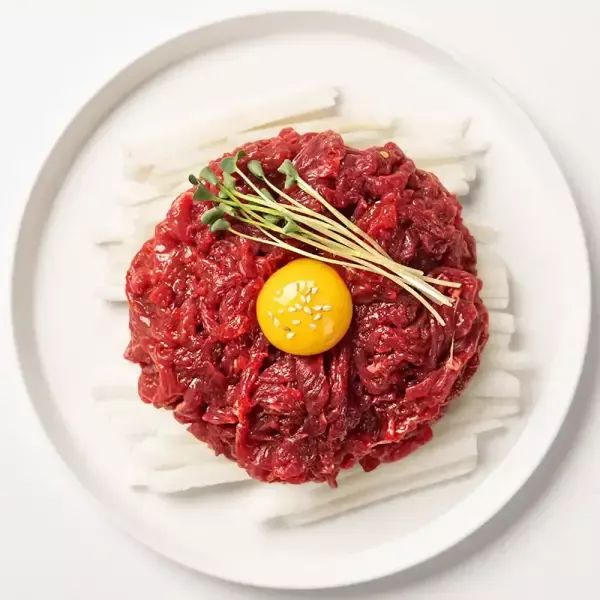 상품 이미지: [소스무료제공][대한민국농수산] 국내산 한우 육회 600g(300gx 2팩)