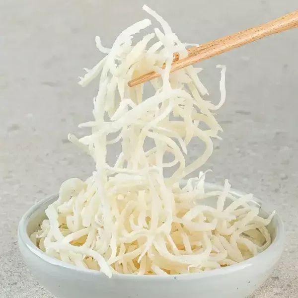 상품 이미지: 국내가공 쫄깃하고 촉촉한 백진미채 800g (400gx2팩) 오징어실채 명엽채 오징어