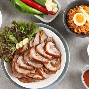 상품 이미지: 자연과농부 흑마늘 무뼈족발 300g x4팩 + 새우젓 증정