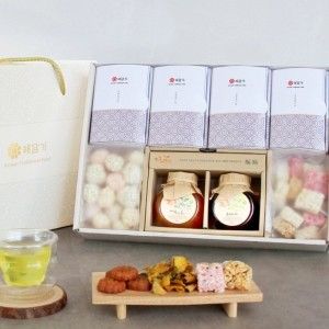상품 이미지: 궁중한과 13호 한과 선물세트 유과 명절 설 추석 한라봉차 오미자