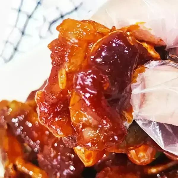 상품 이미지: 매콤달콤 양념이 맛있는 대용량 양념게장 1kg
