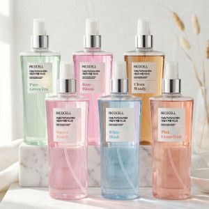 상품 이미지: (배송비체험딜)리코셀 데일리 퍼퓸 바디 미스트 250ml (화이트머스크/그린티/로즈/자몽/피치/우디) 살냄새