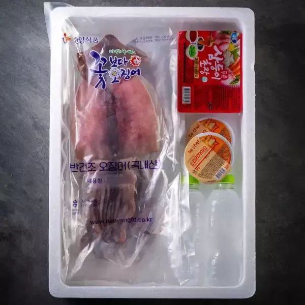 상품 이미지: 한양식품 국내산 반건조오징어 특대 1kg(6미) + 소스 피데기