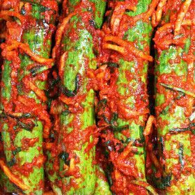 상품 이미지: 국내산 오이소박이김치 2Kg  / 맛없다면 무료반품 /모든재료 국내산 / 아삭 통오이소박이