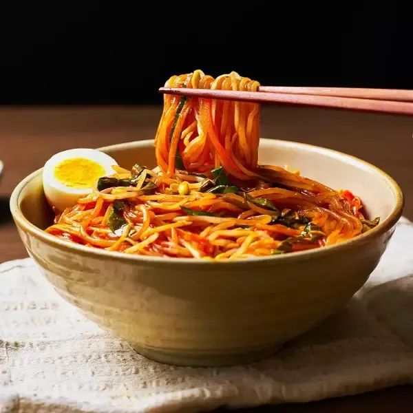 상품 이미지: [쿡솜씨] 야채쫄면 비빔면 계란빼고 100% 요리 준비끝 신선야채 밀키트