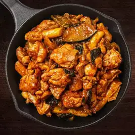 상품 이미지: 매콤한 춘천 양념 닭갈비 600g+600g 순살 캠핑 닭갈비