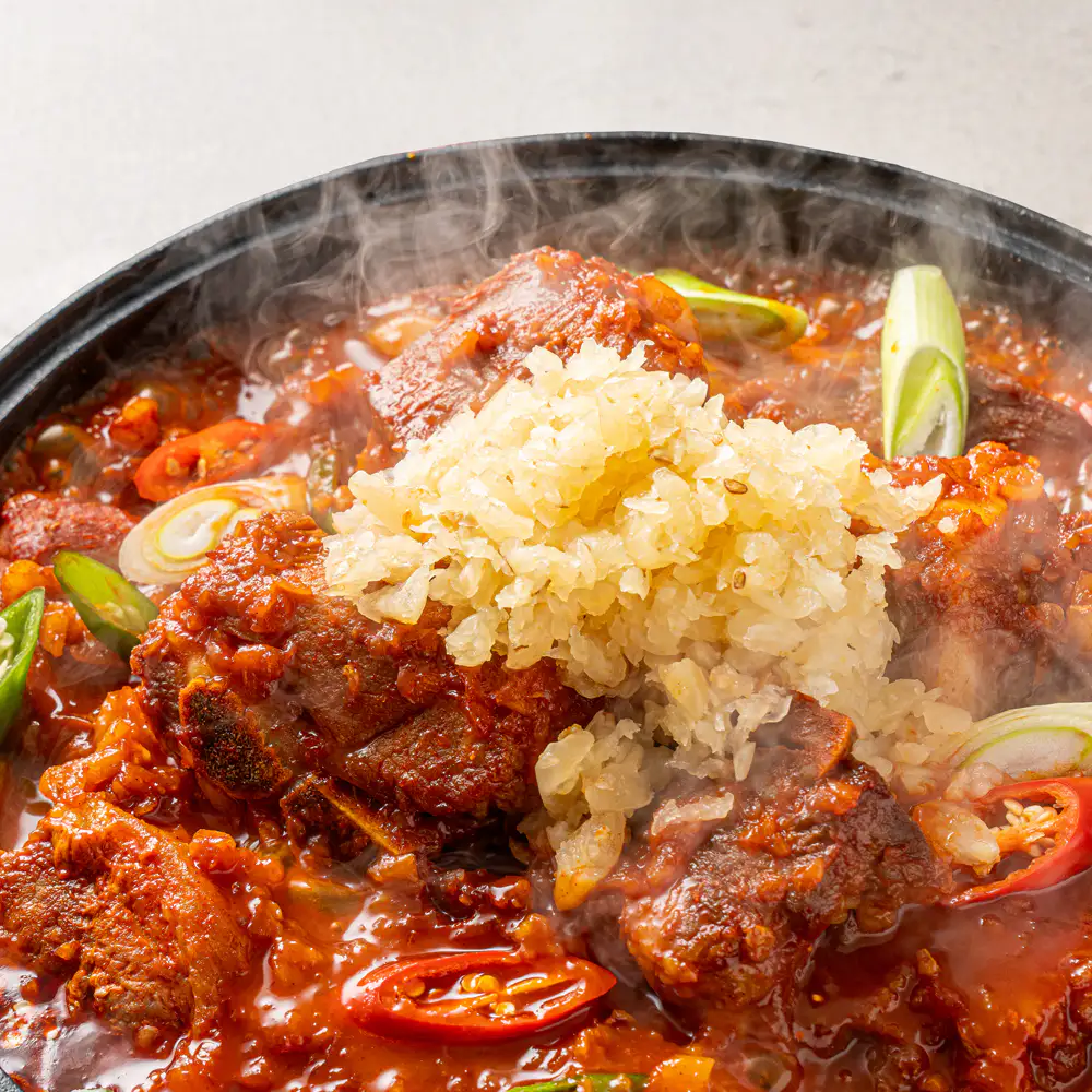 상품 이미지: 왕십리 매운 돼지 갈비찜 800g 단짠단짠 간편조리