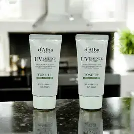 상품 이미지: 1+1 달바 클린 티트리 리포좀 그린 톤업 선크림 50ml