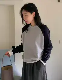 상품 이미지: 글레드 배색 나그랑 오버핏 맨투맨 (3 color)